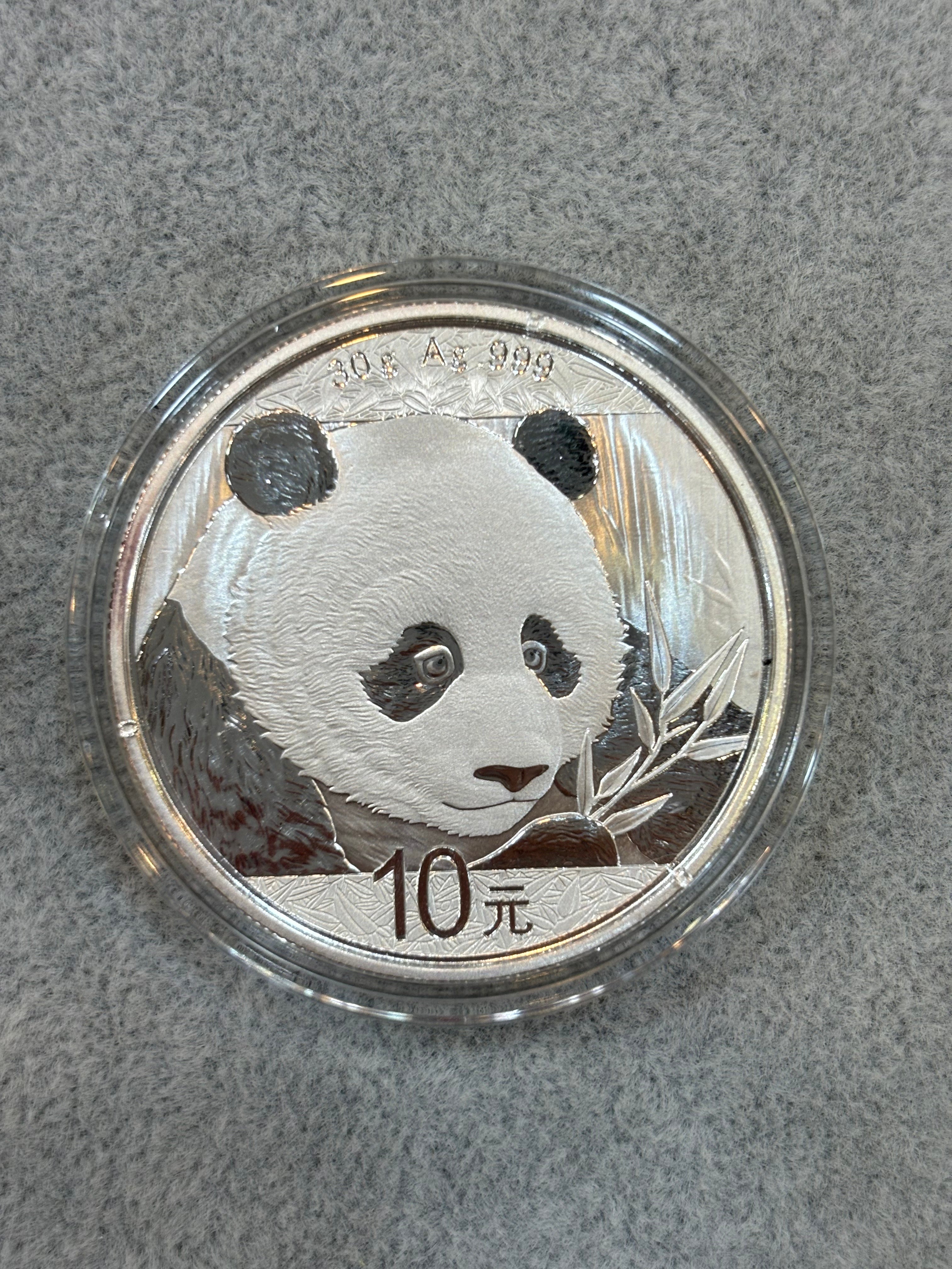 2018年熊貓30克銀幣